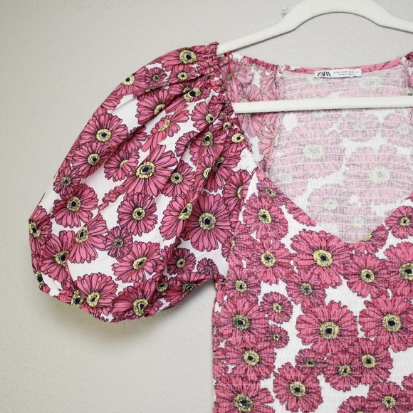 Floral Puff Sleeve Dress - Picture 4 of 6